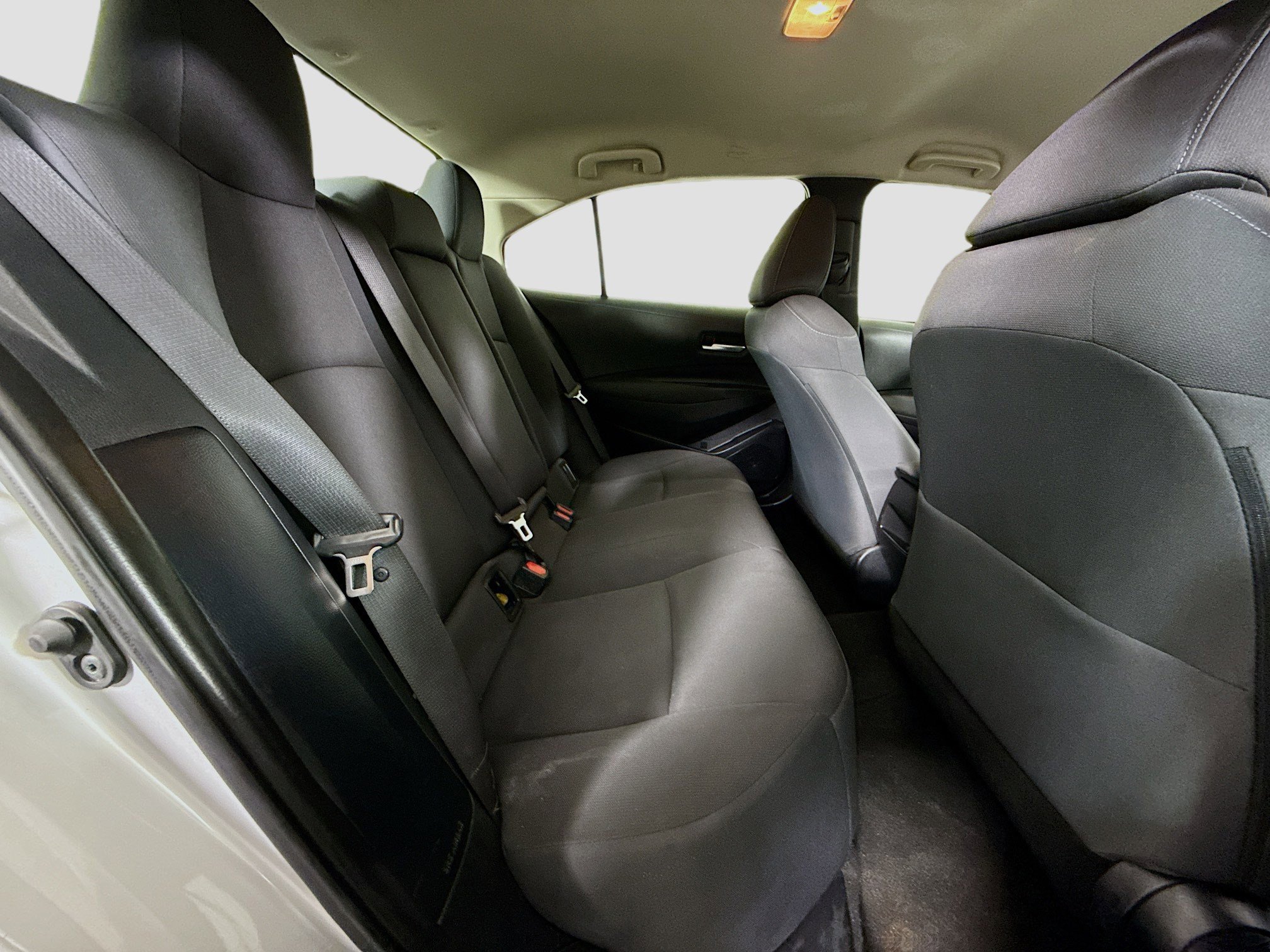 Used 2021 Toyota Corolla LE FWD image 26