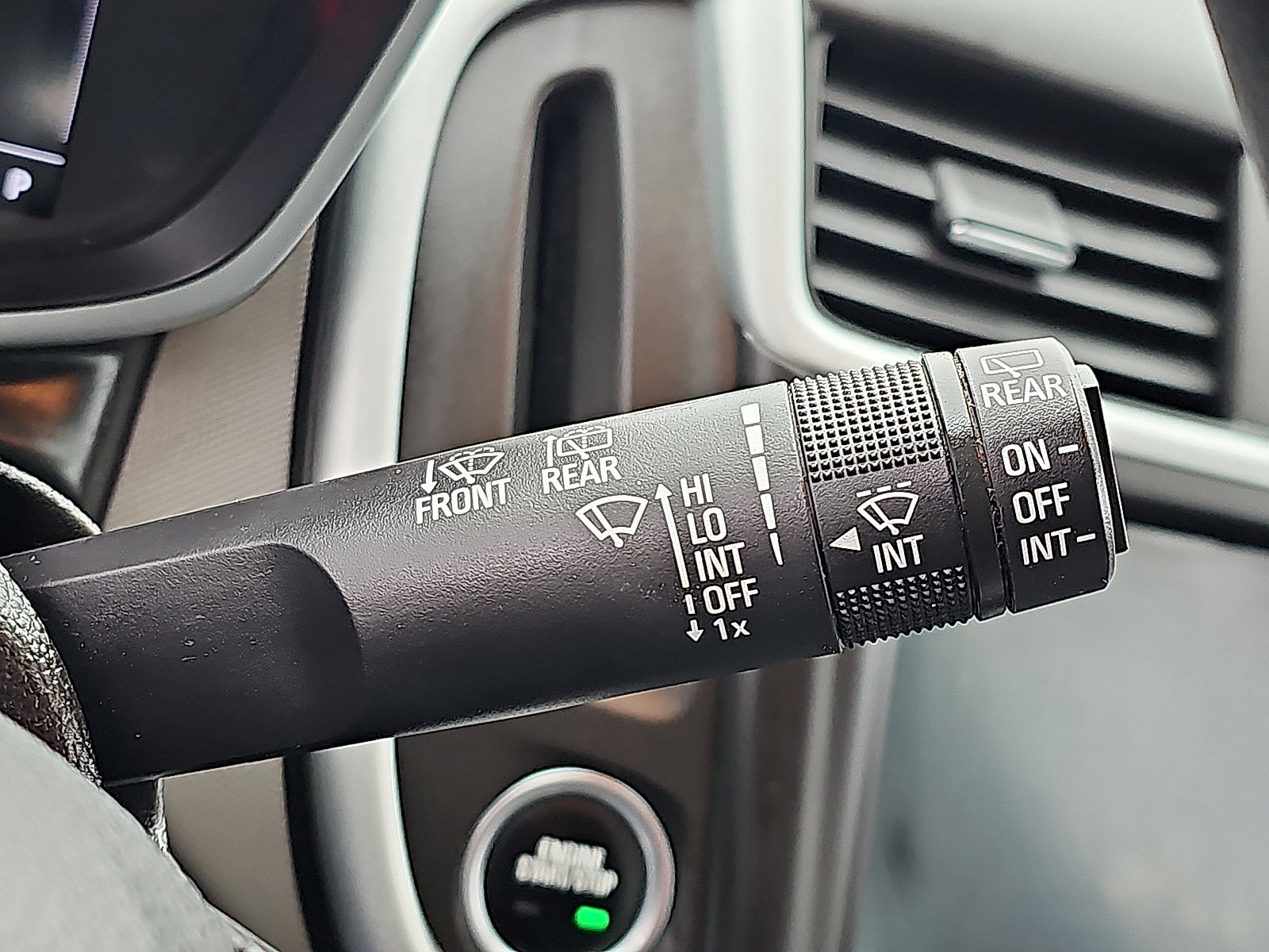 Used 2020 Chevrolet Sonic LT image 21