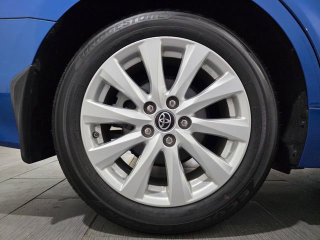 Used 2019 Toyota Camry LE image 25