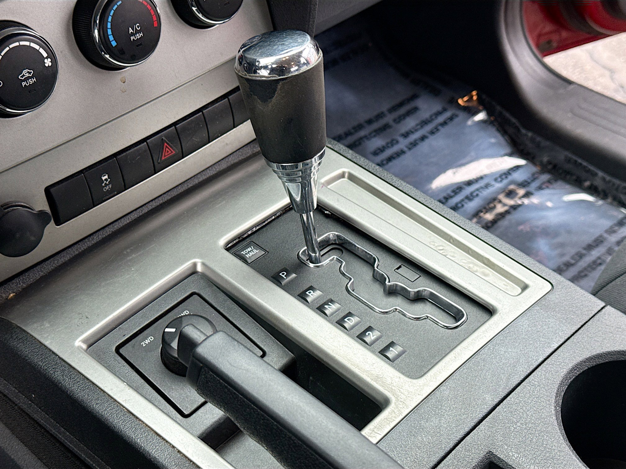 Used 2010 Dodge Nitro Heat image 12