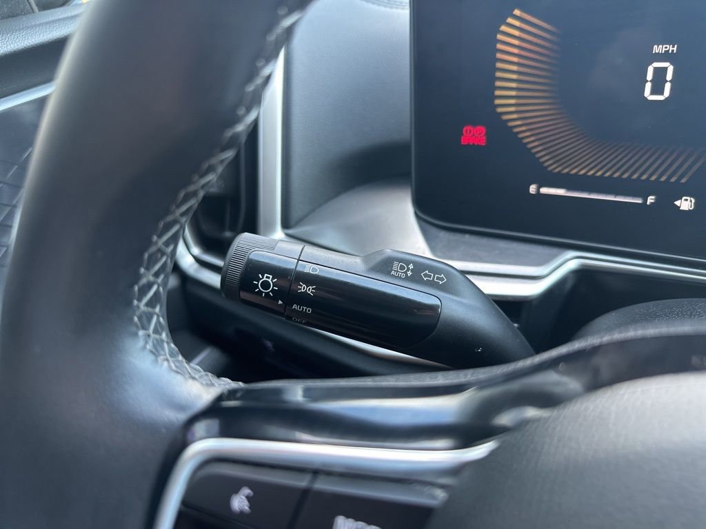 Used 2024 Kia Sorento S w/ Panoramic Sunroof Package image 22