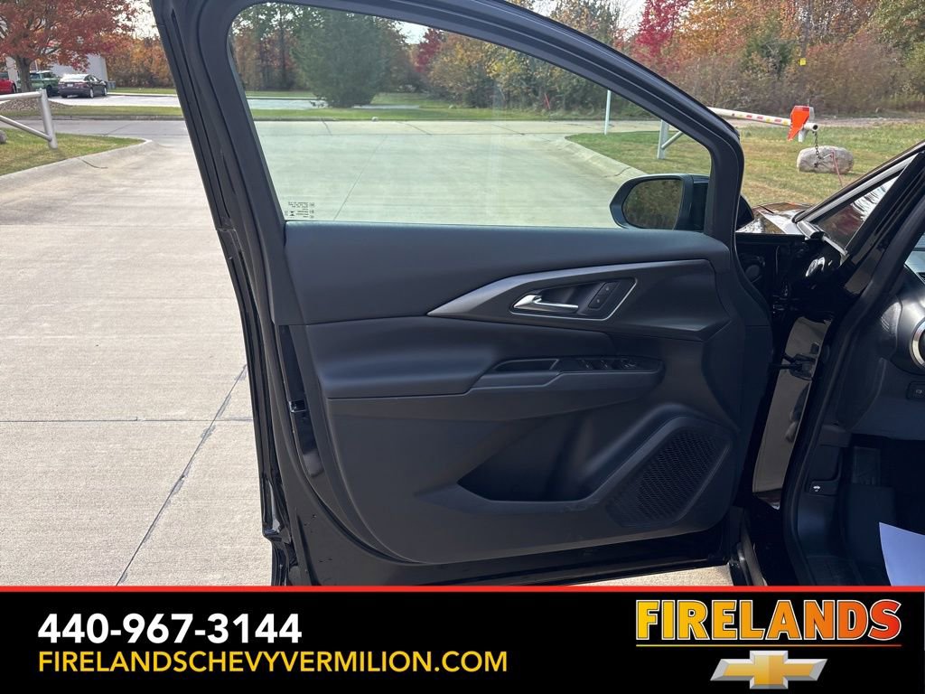 New 2026 Chevrolet Equinox EV LT image 13