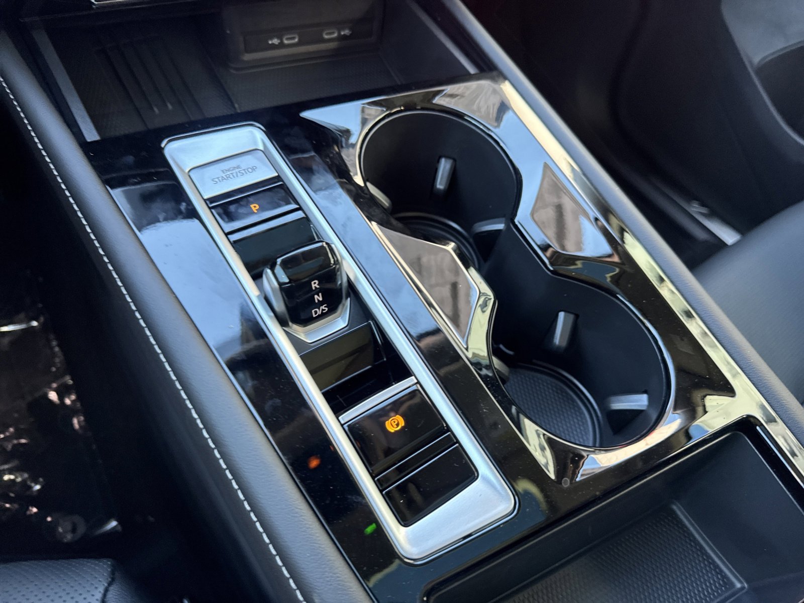 New 2026 Volkswagen Atlas SEL image 25