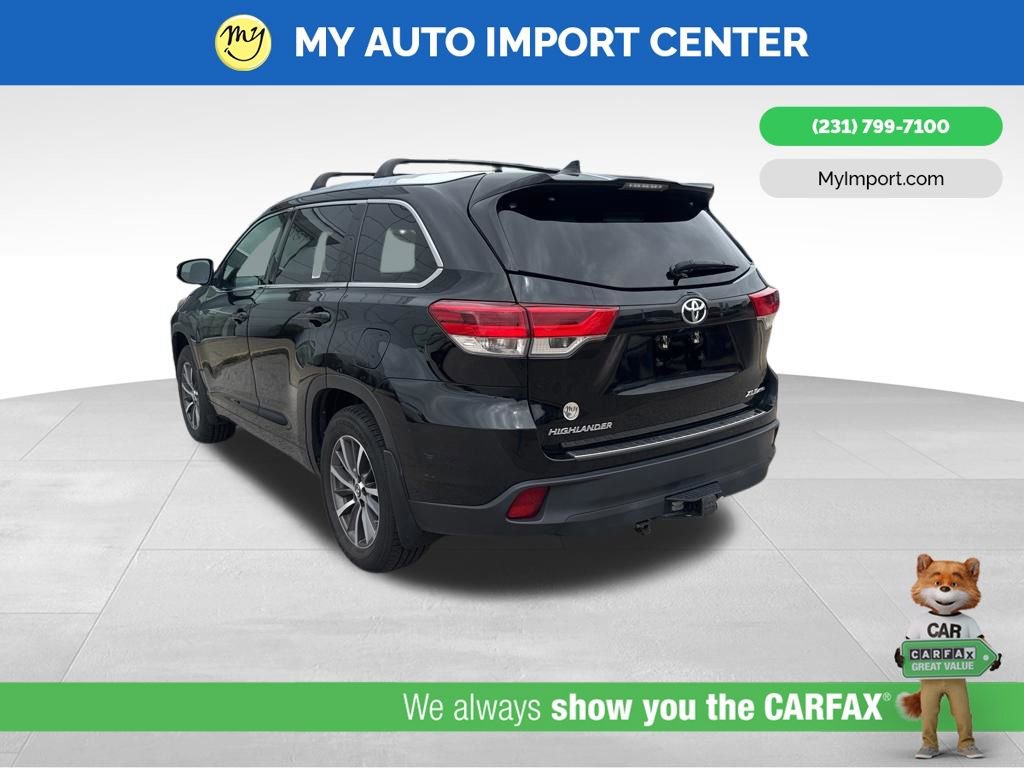 Used 2018 Toyota Highlander XLE AWD/4WD image 5