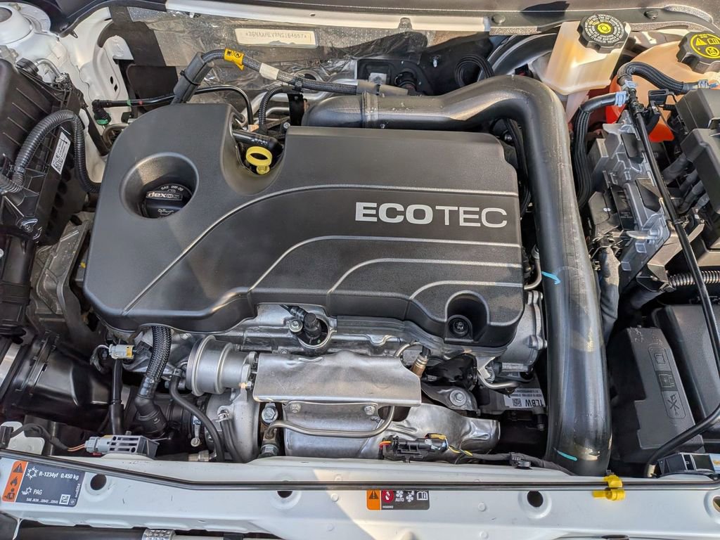 Used 2022 Chevrolet Equinox LS image 32