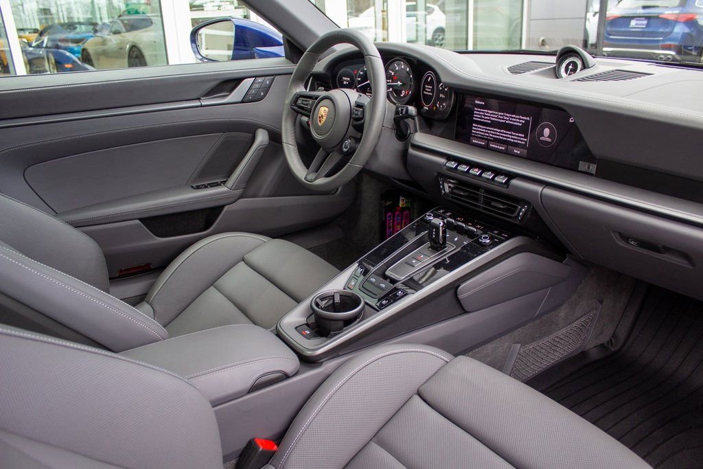 Used 2024 Porsche 911 Targa 4S w/ Premium Package image 13