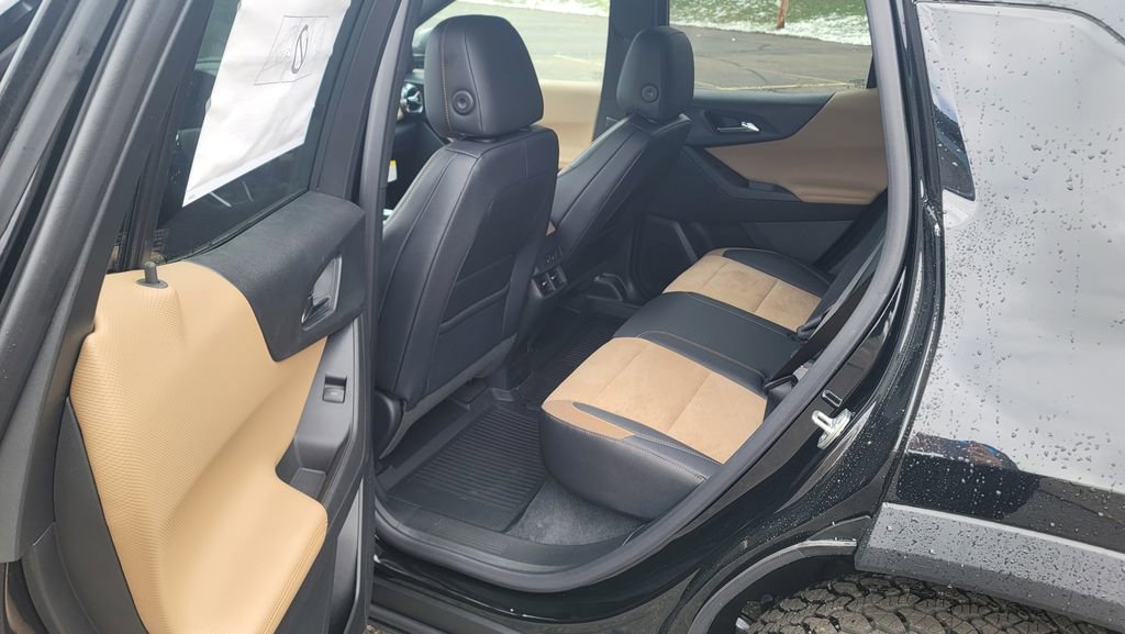 New 2026 Chevrolet Equinox ACTIV w/ Convenience Package III image 25