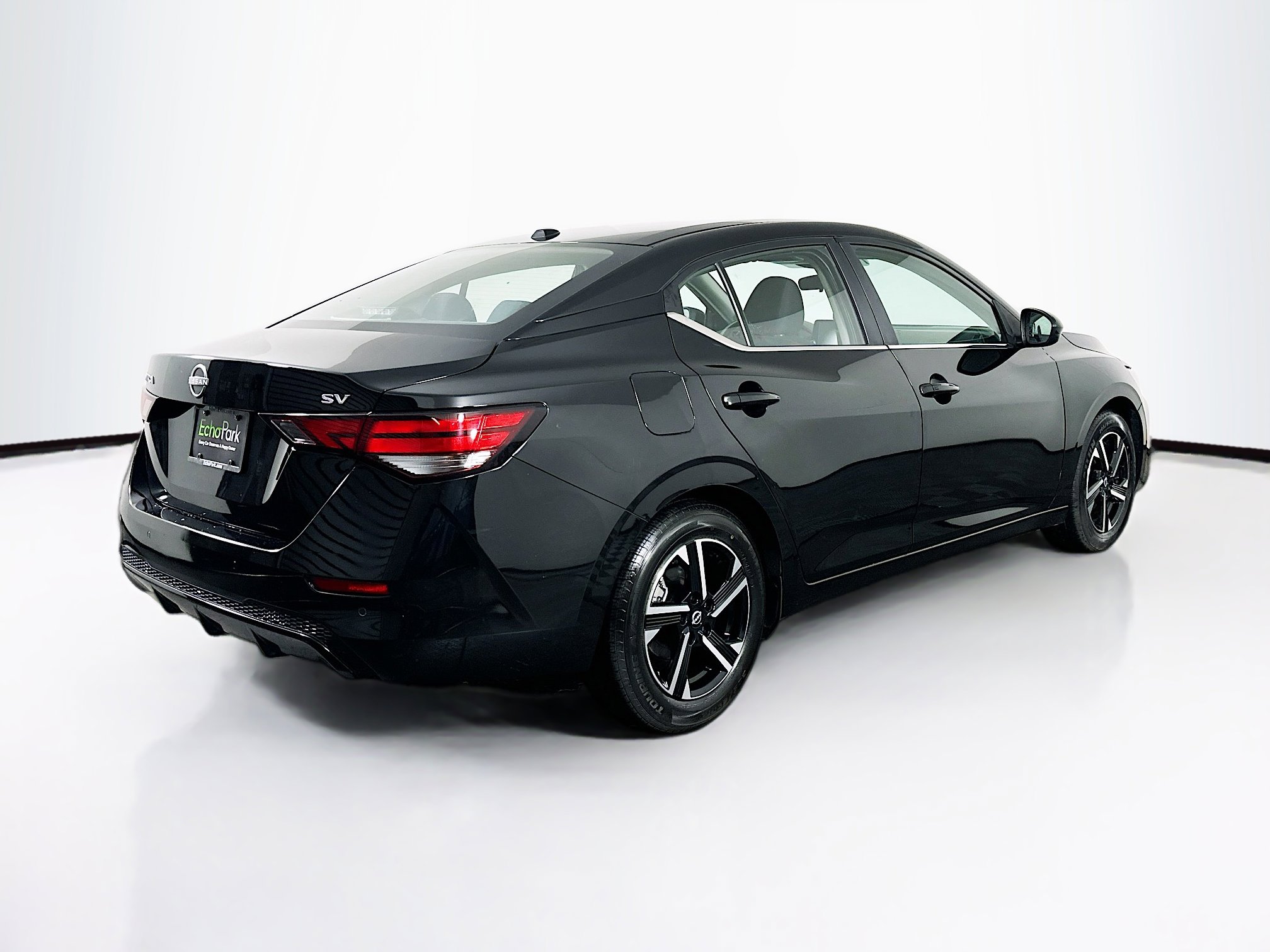 Used 2024 Nissan Sentra SV image 9