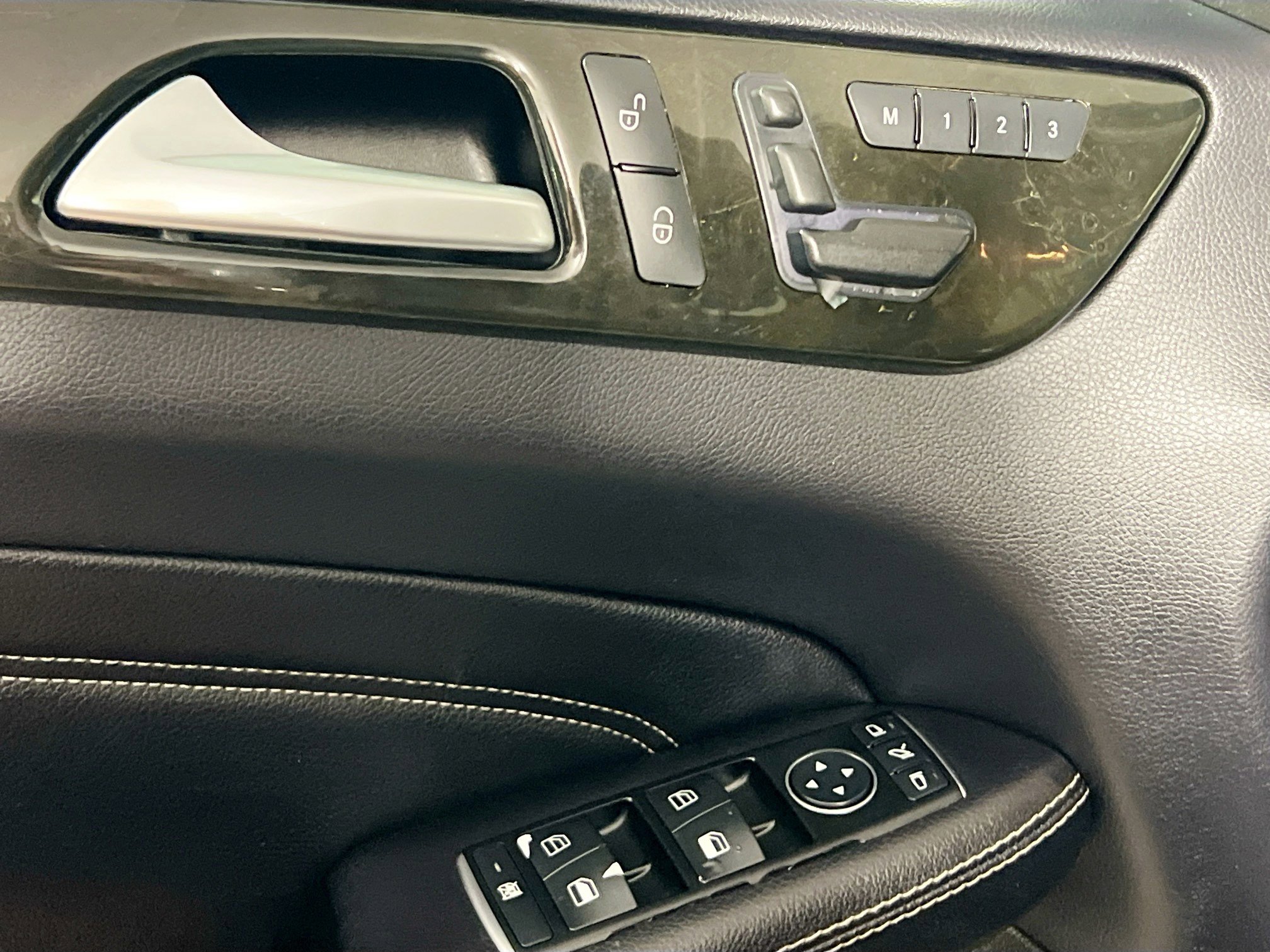 Used 2015 Mercedes-Benz ML 350 4MATIC image 15