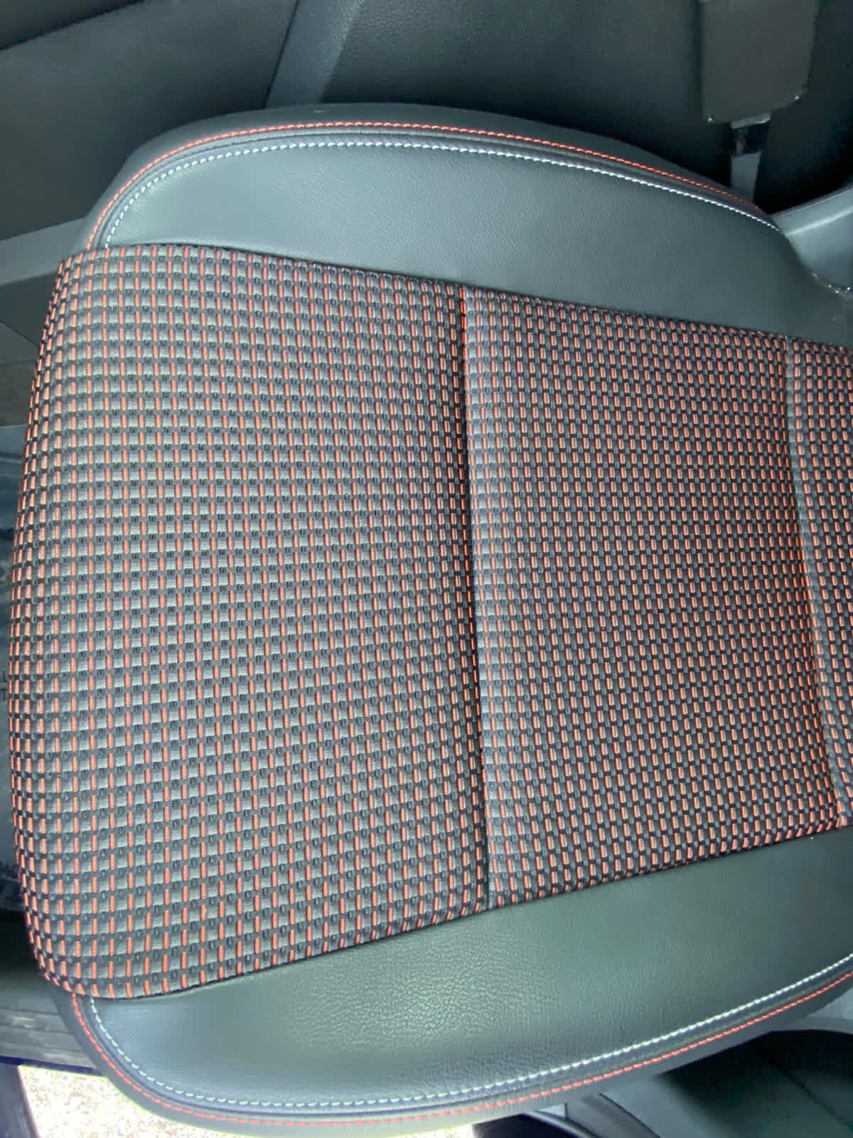 Used 2026 Nissan Kicks SR FWD image 34