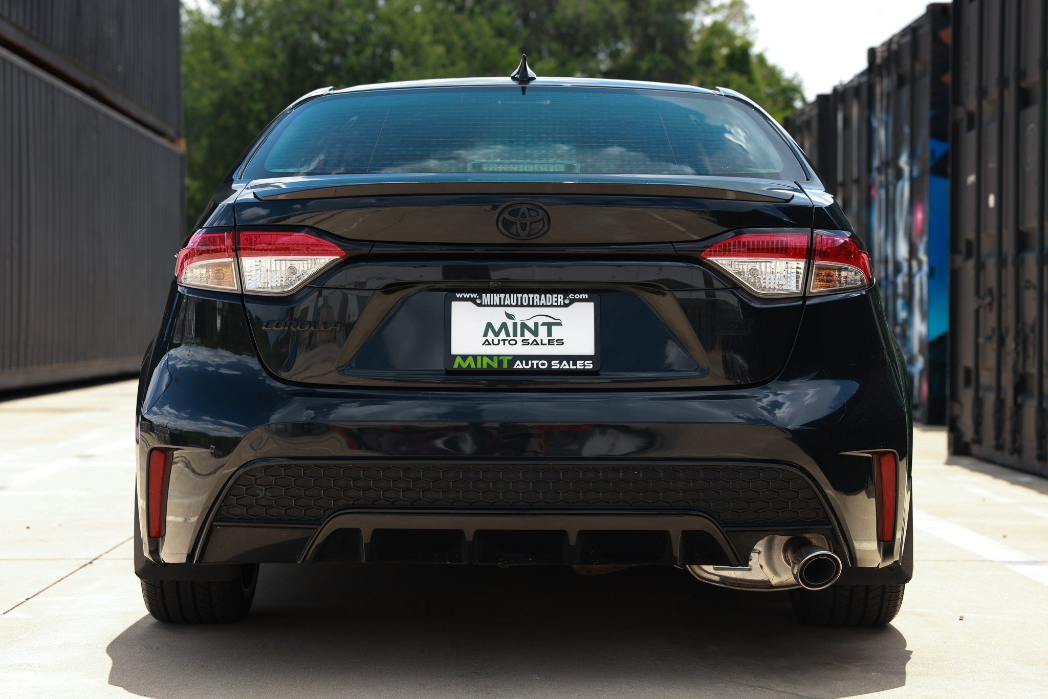 Used 2022 Toyota Corolla SE FWD image 11