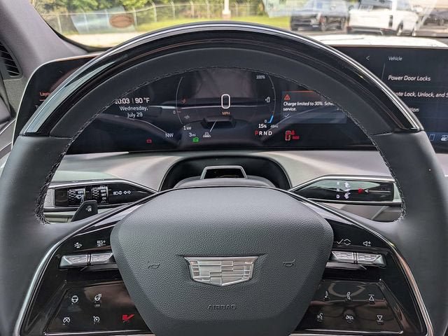 New 2027 Cadillac Vistiq Sport w/ LPO, Floor Liner Package AWD/4WD image 32