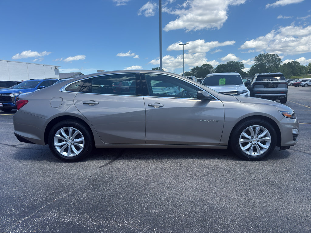 Used 2024 Chevrolet Malibu LT FWD image 4