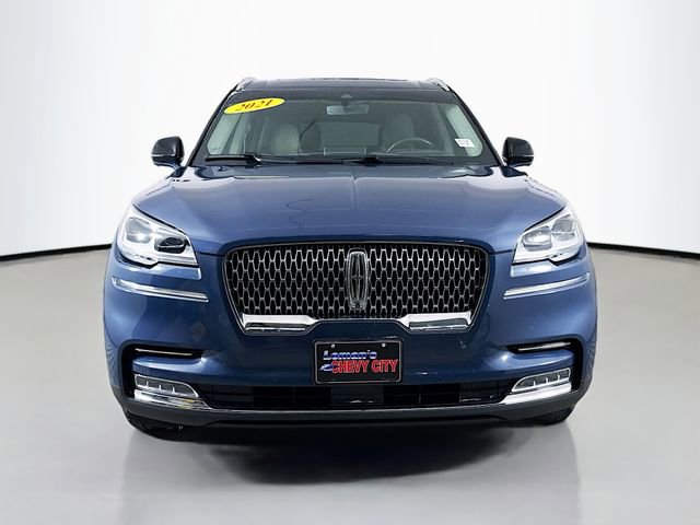 Used 2021 Lincoln Aviator Reserve w/ Equipment Group 202A image 2