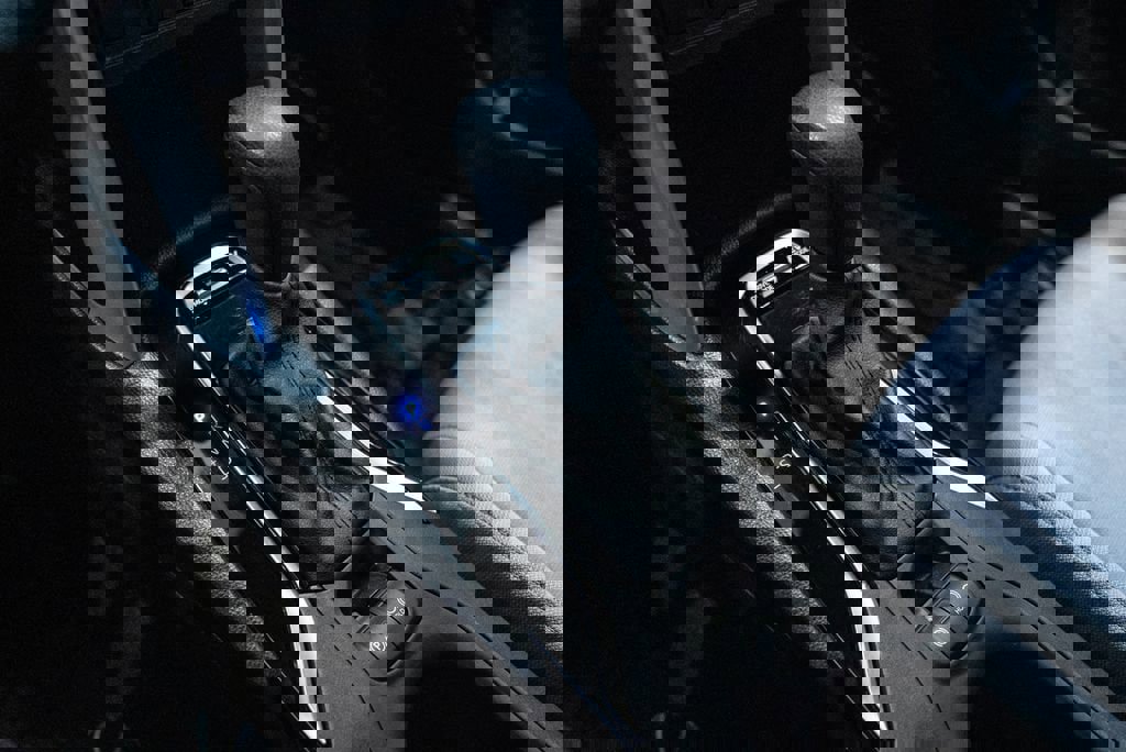 Used 2025 Toyota Corolla Cross AWD Hybrid image 26