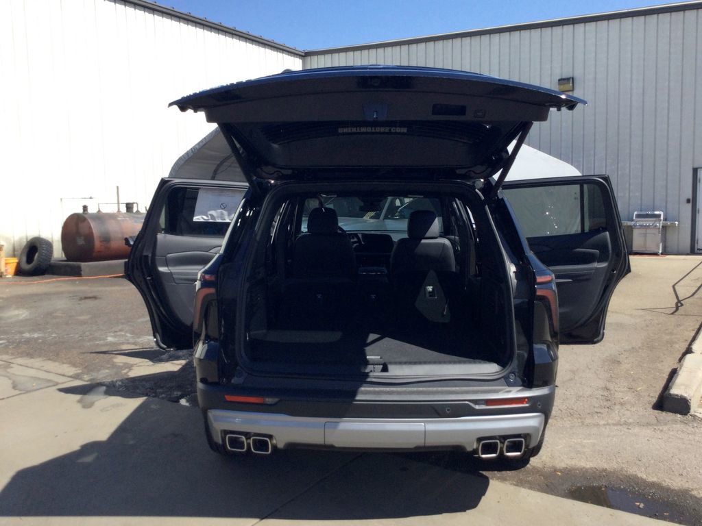 New 2025 Chevrolet Traverse LT w/ Enhanced Driving Package image 20