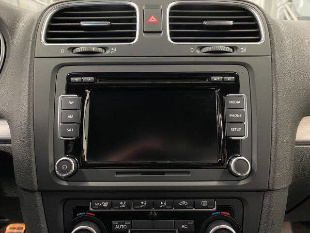 Used 2012 Volkswagen Golf 4-Door image 22