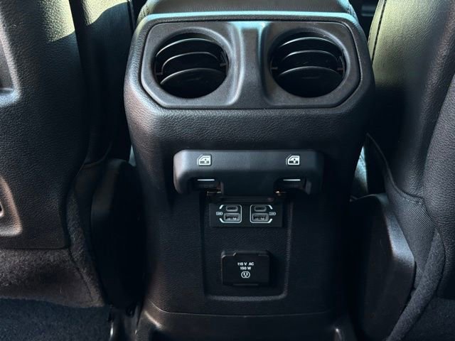 Certified 2022 Jeep Wrangler Unlimited Rubicon w/ Xtreme Recon 35" Tire Package image 21