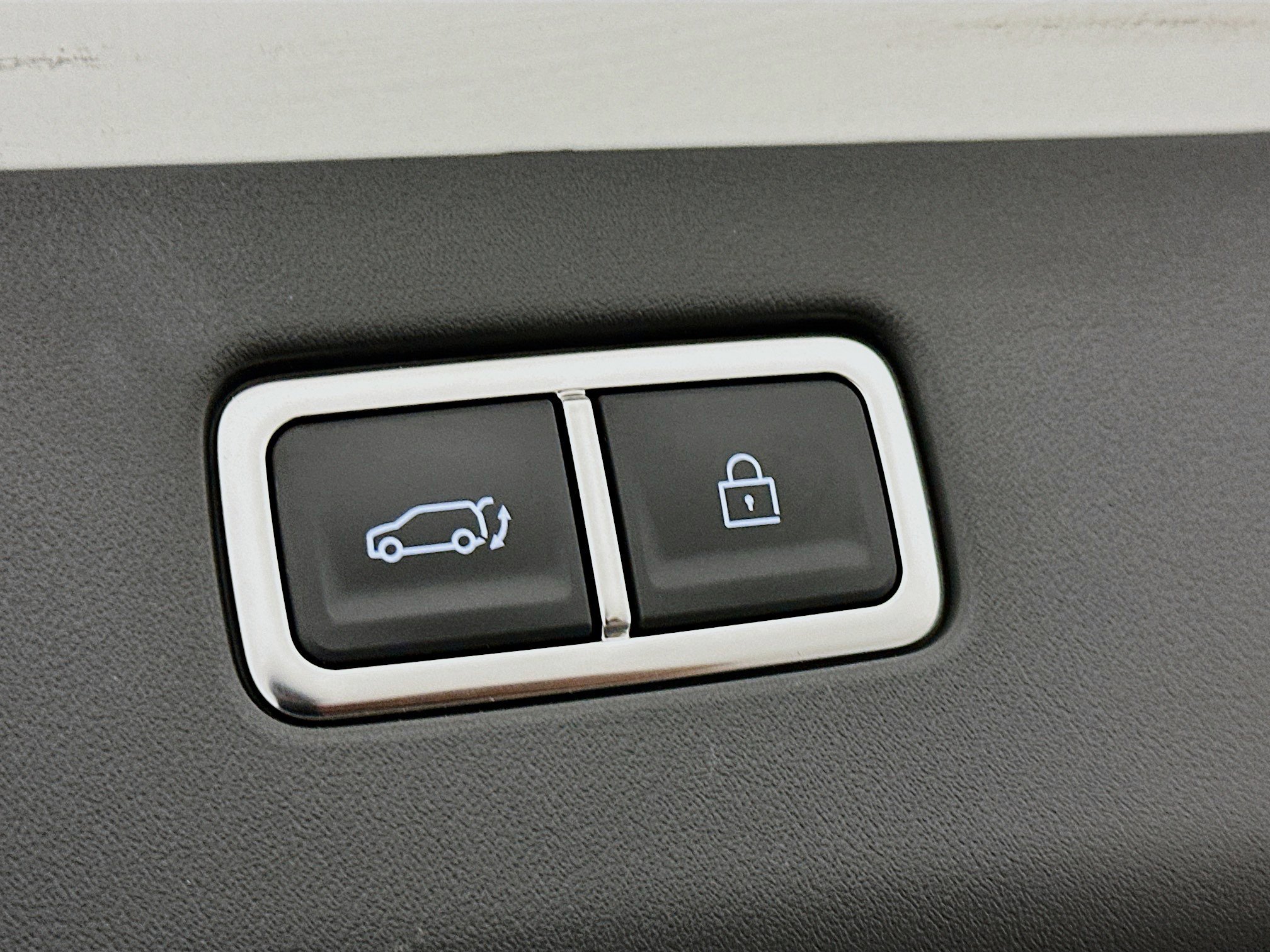 Used 2024 Kia EV9 Wind image 32