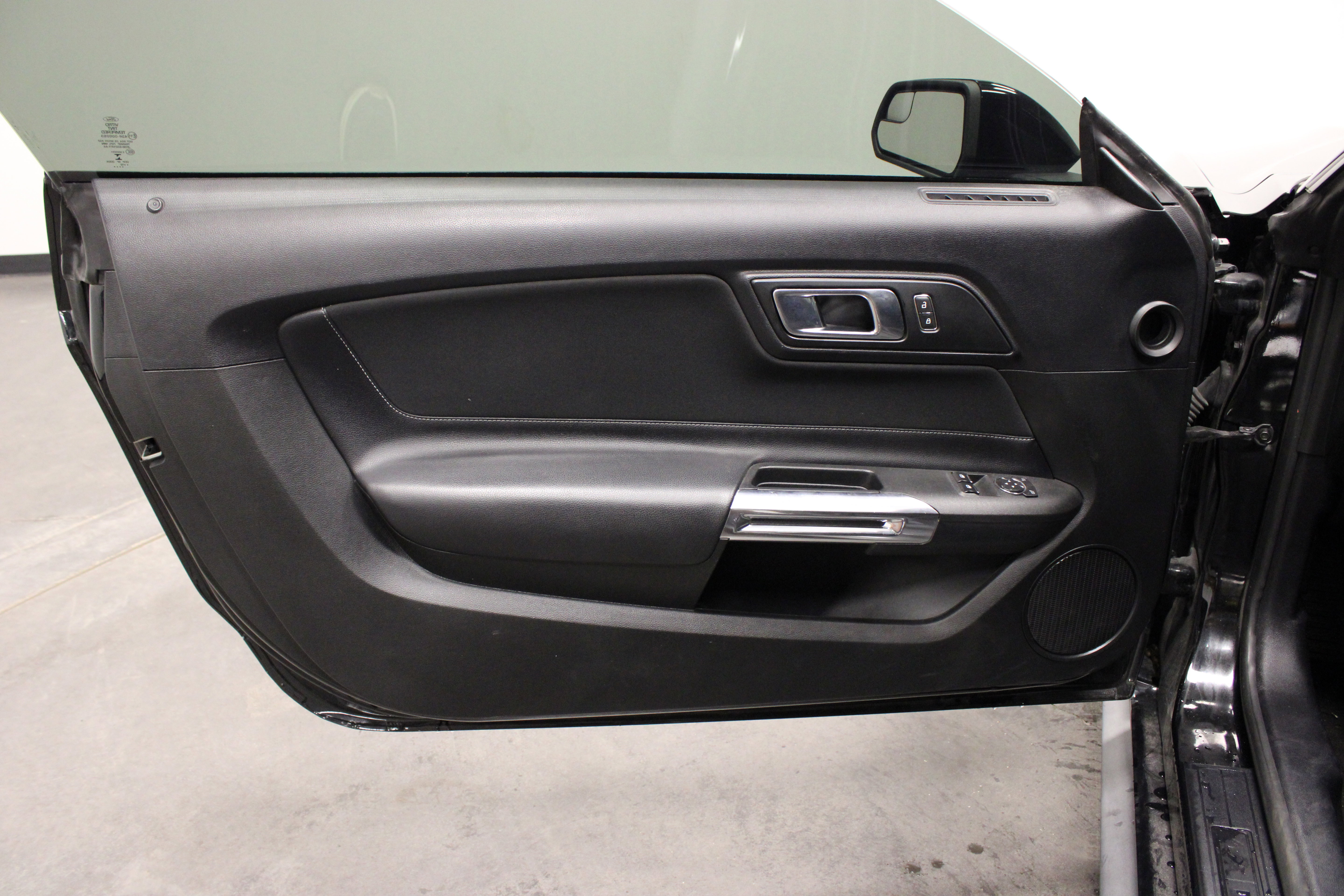 Used 2019 Ford Mustang GT RWD image 16