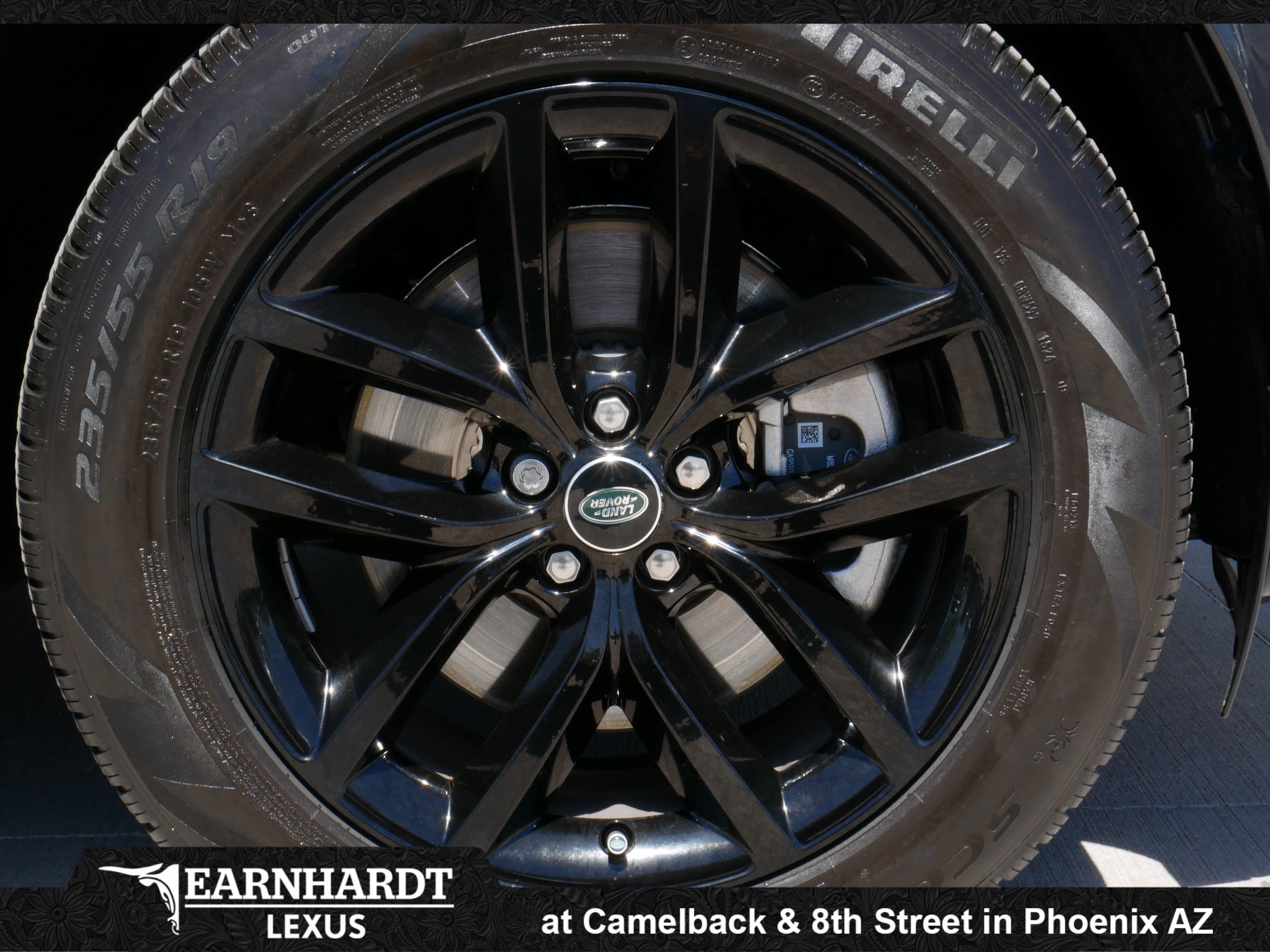 Used 2025 Land Rover Discovery Sport S image 19