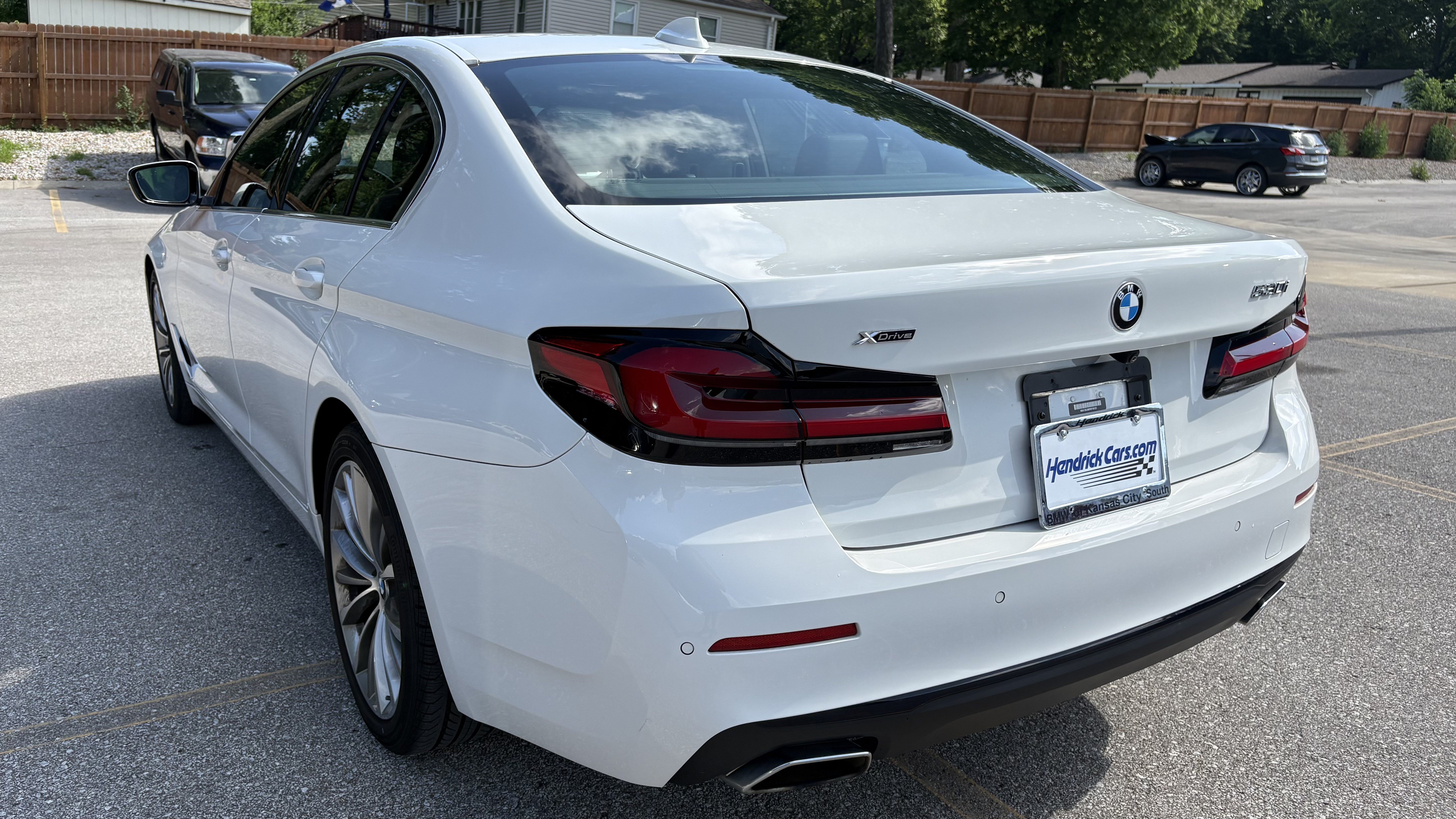 Certified 2023 BMW 530i xDrive w/ Premium Package AWD/4WD image 8