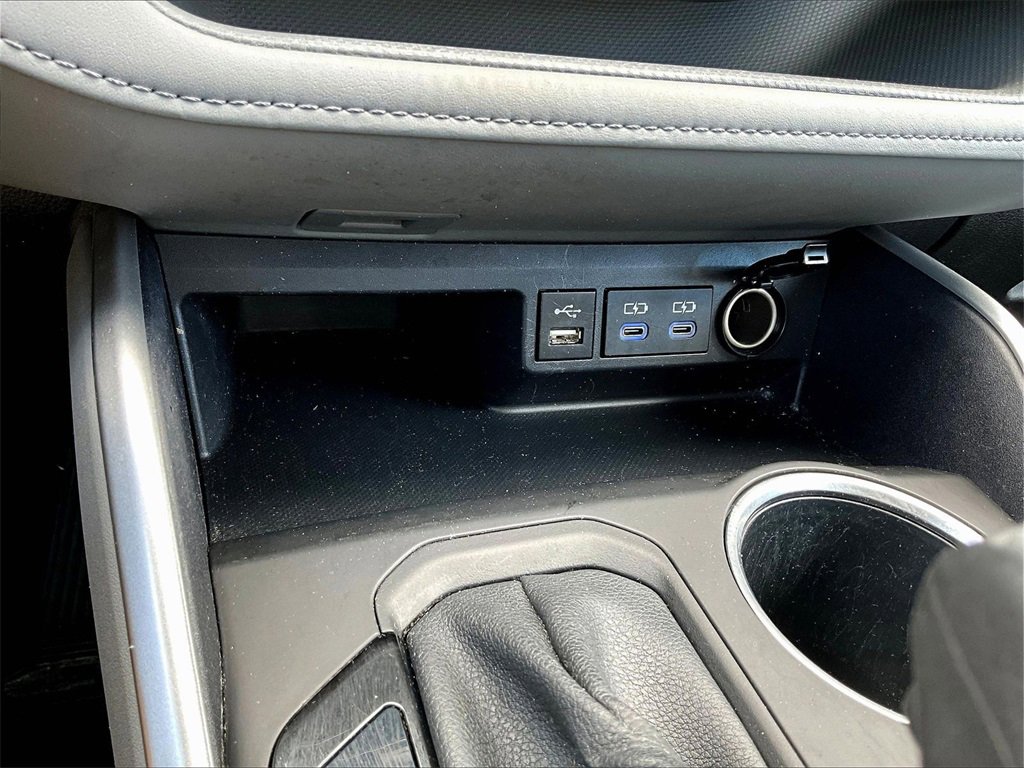 Used 2022 Toyota Highlander XLE image 25