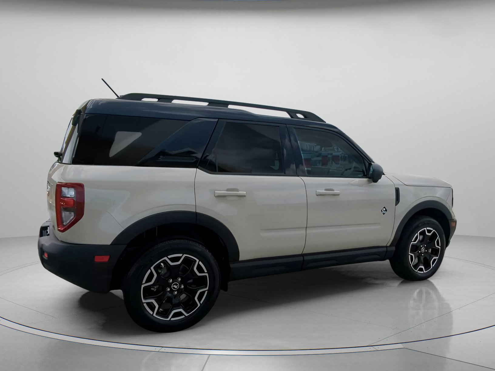 New 2025 Ford Bronco Sport Outer Banks w/ Outer Banks Tech Package+ AWD/4WD image 34