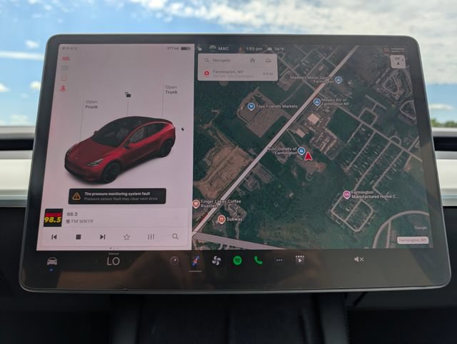 Used 2021 Tesla Model Y Performance AWD/4WD image 26