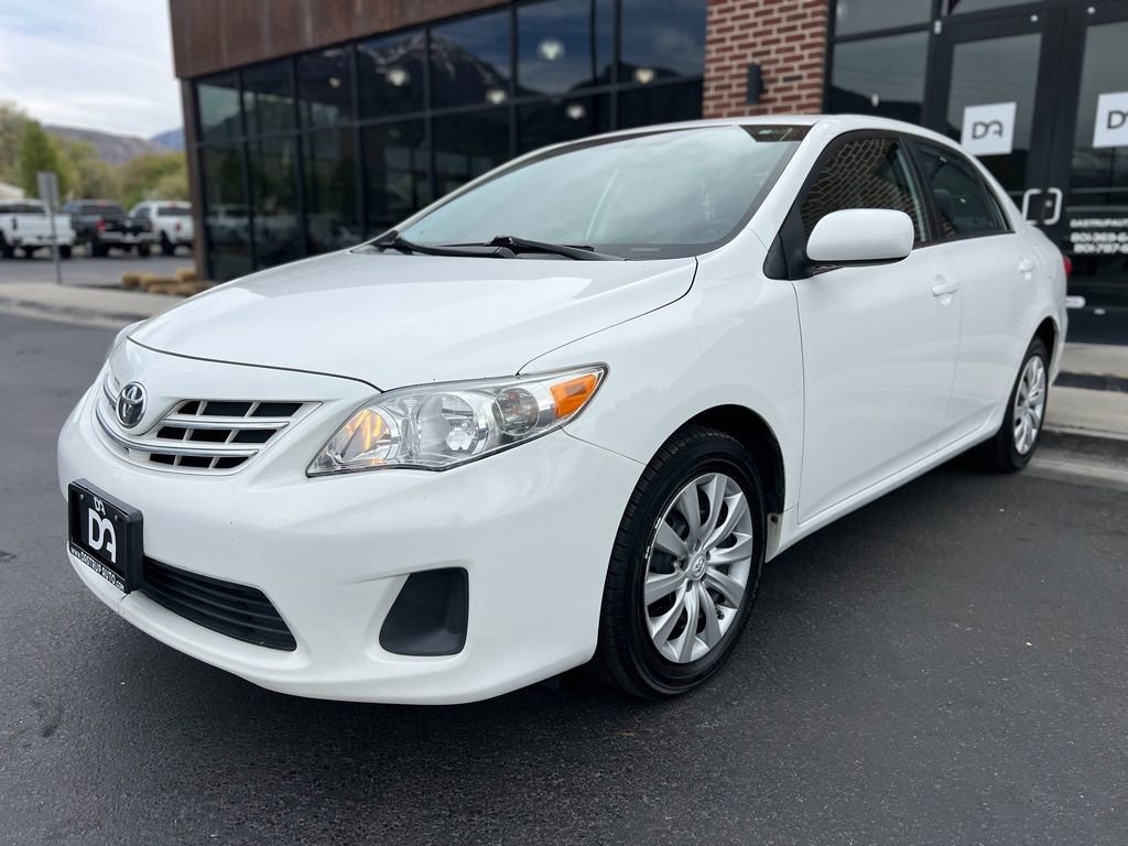 Used 2013 Toyota Corolla LE image 8