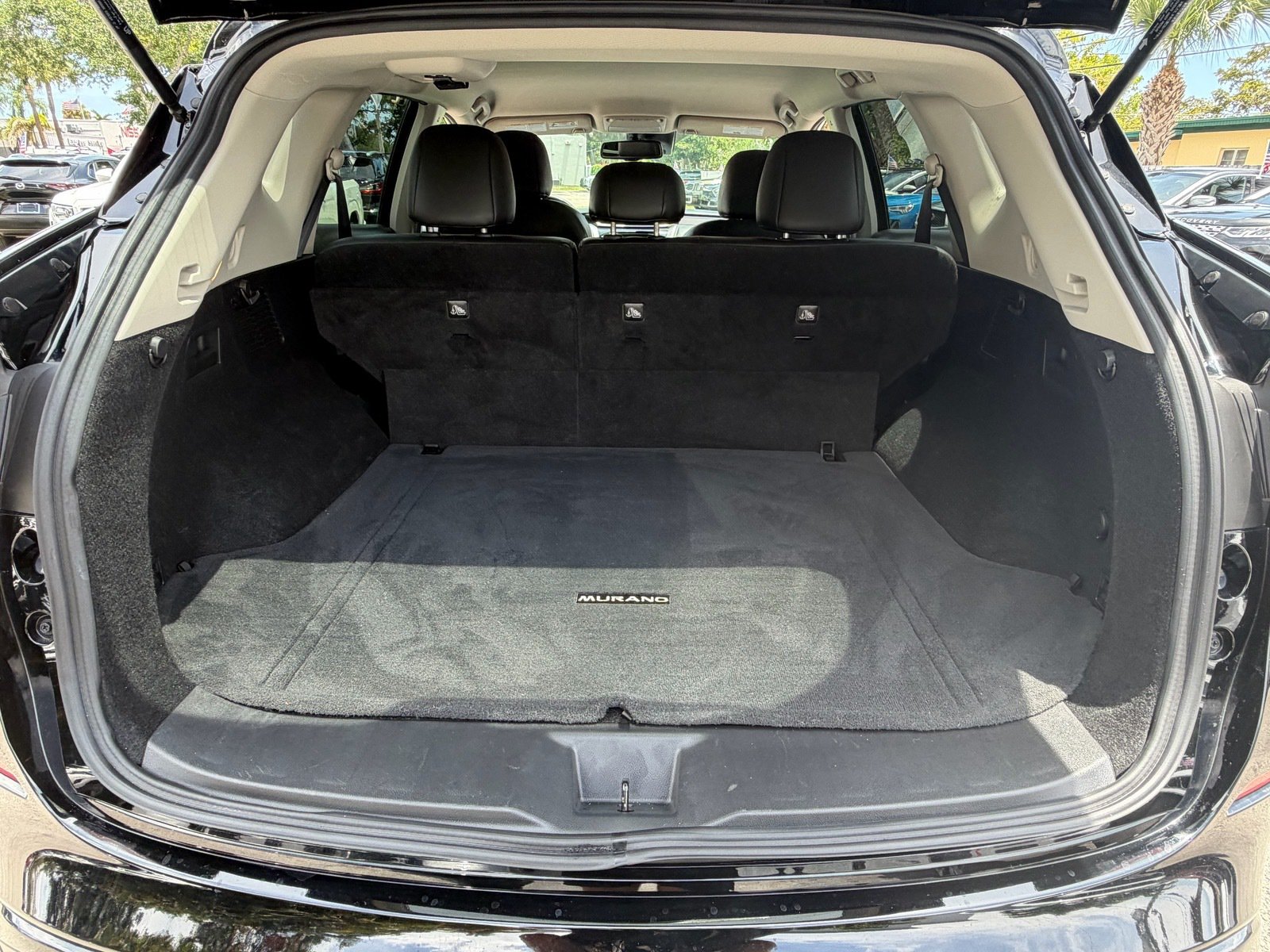 Used 2024 Nissan Murano SV w/ SV Midnight Edition Package FWD image 16