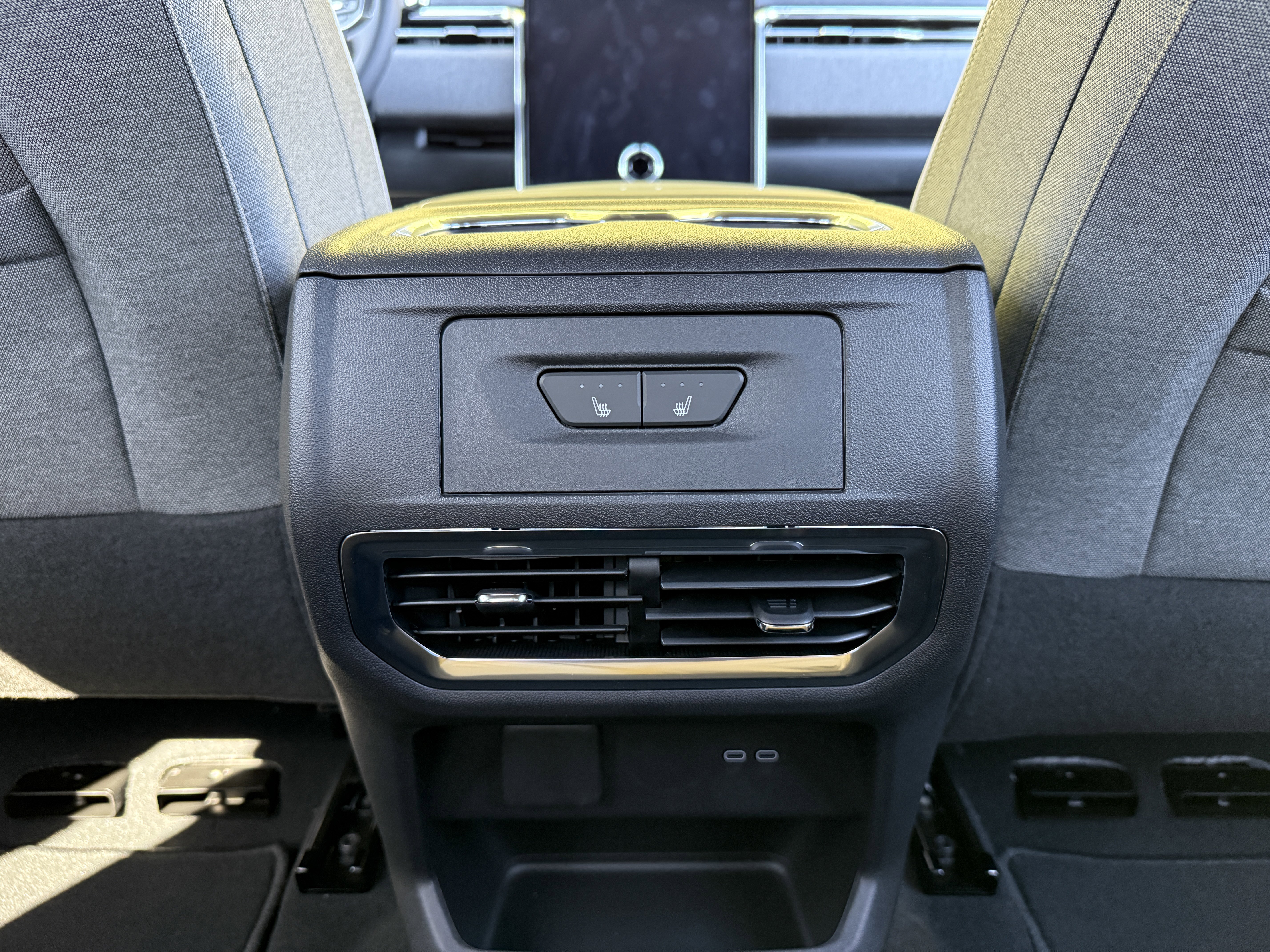 New 2026 GMC Sierra EV Elevation w/ Premium Package image 18