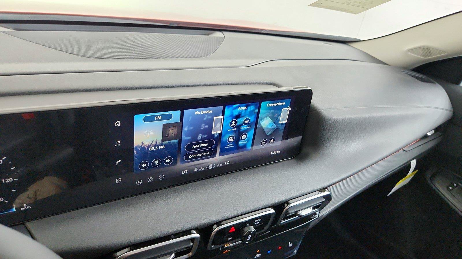 New 2027 Nissan Sentra SR w/ SR Premium Package FWD image 34