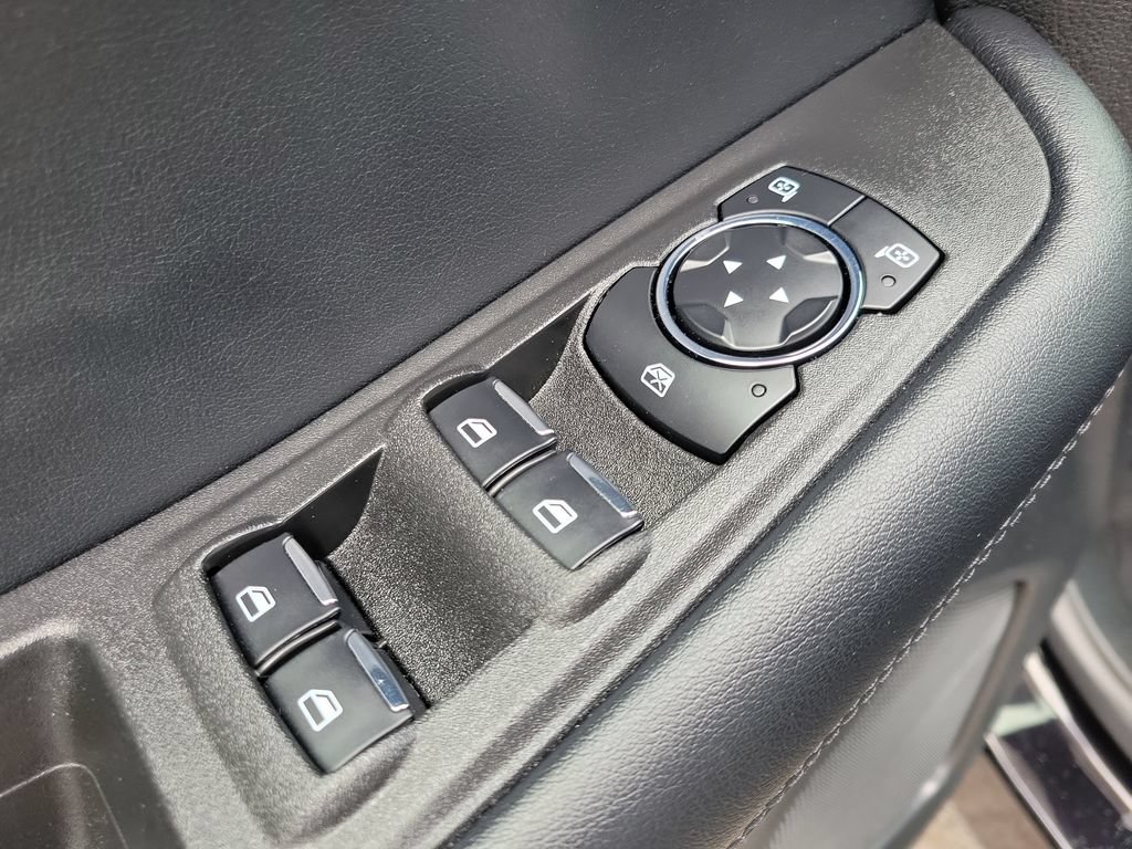 Used 2024 Ford Edge SEL w/ Convenience Package AWD/4WD image 18