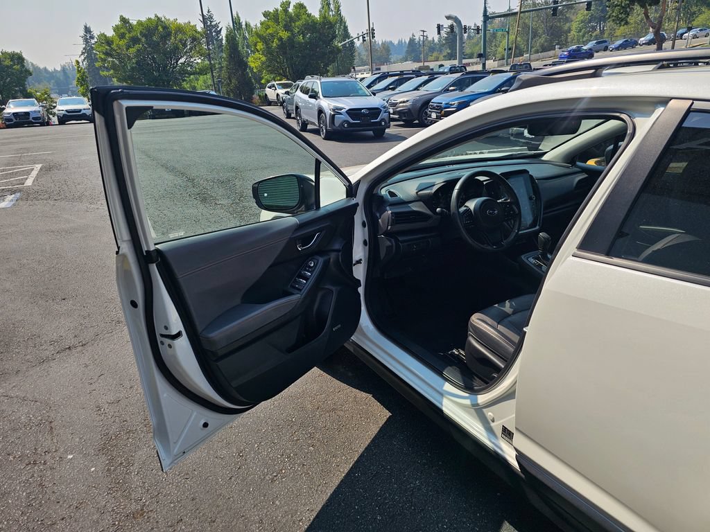 Used 2024 Subaru Crosstrek 2.5i Limited w/ Crosstrek Mirror Package AWD/4WD image 18
