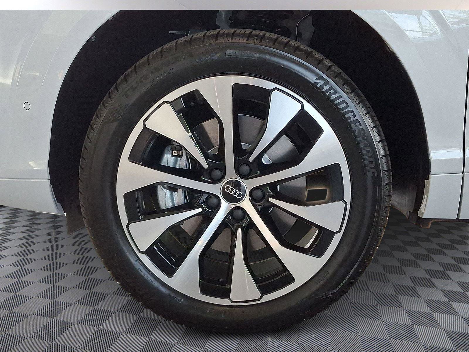 New 2026 Audi Q3 quattro 2.0T image 6