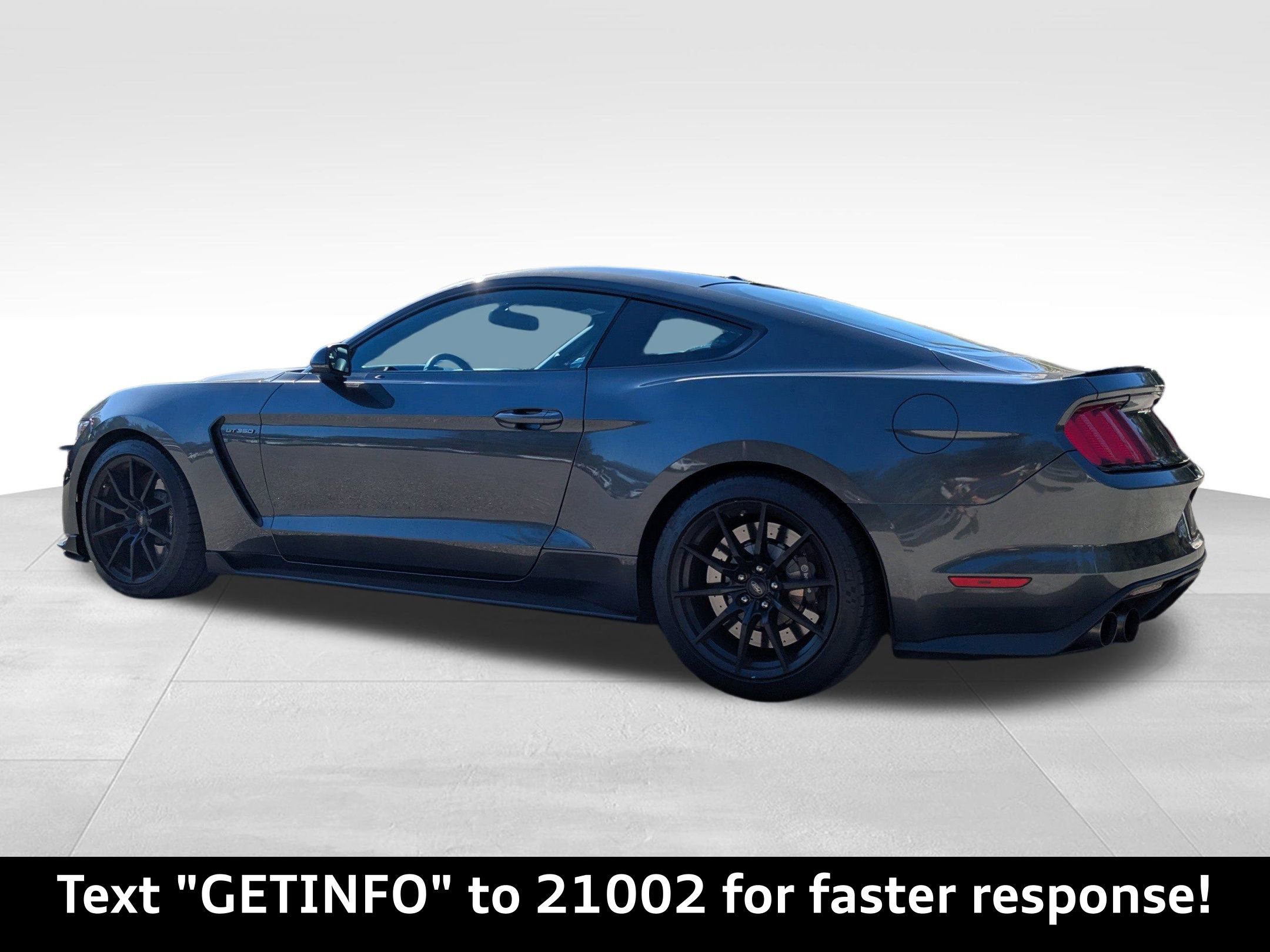 Used 2016 Ford Mustang Shelby GT350 w/ Technology Package image 3