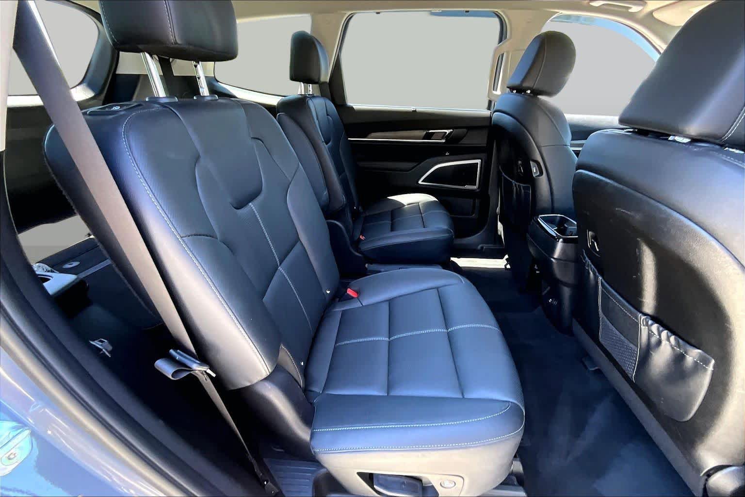 Used 2022 Kia Telluride EX w/ EX Premium Package FWD image 21