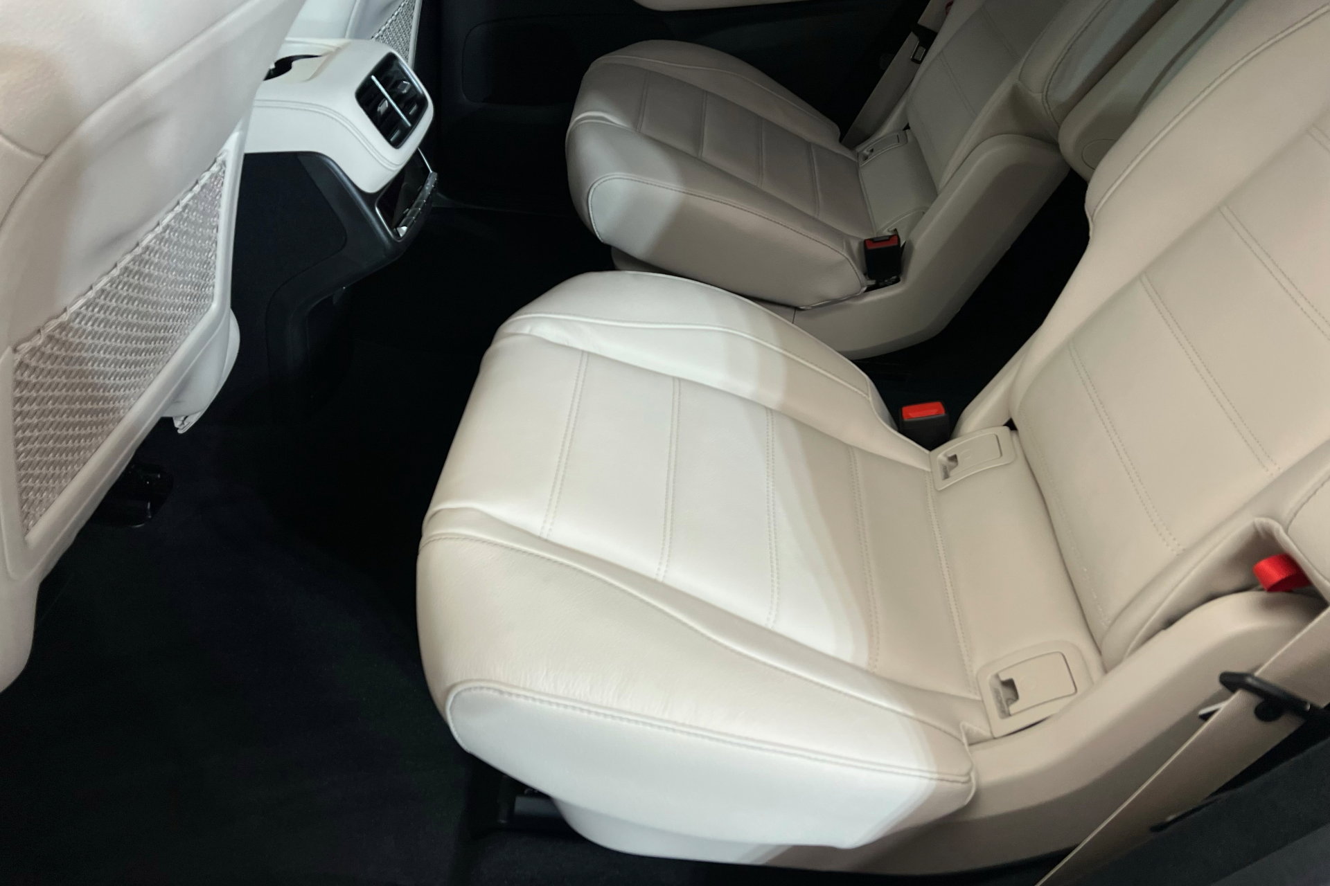 New 2026 Mercedes-Benz GLS 580 4MATIC image 22