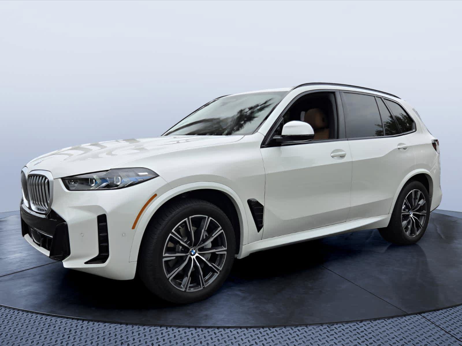 Certified 2026 BMW X5 sDrive40i w/ M Sport Package RWD image 2