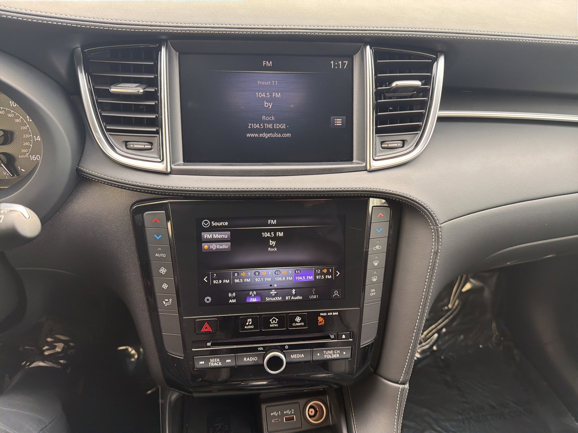 Certified 2025 INFINITI QX50 Pure image 10