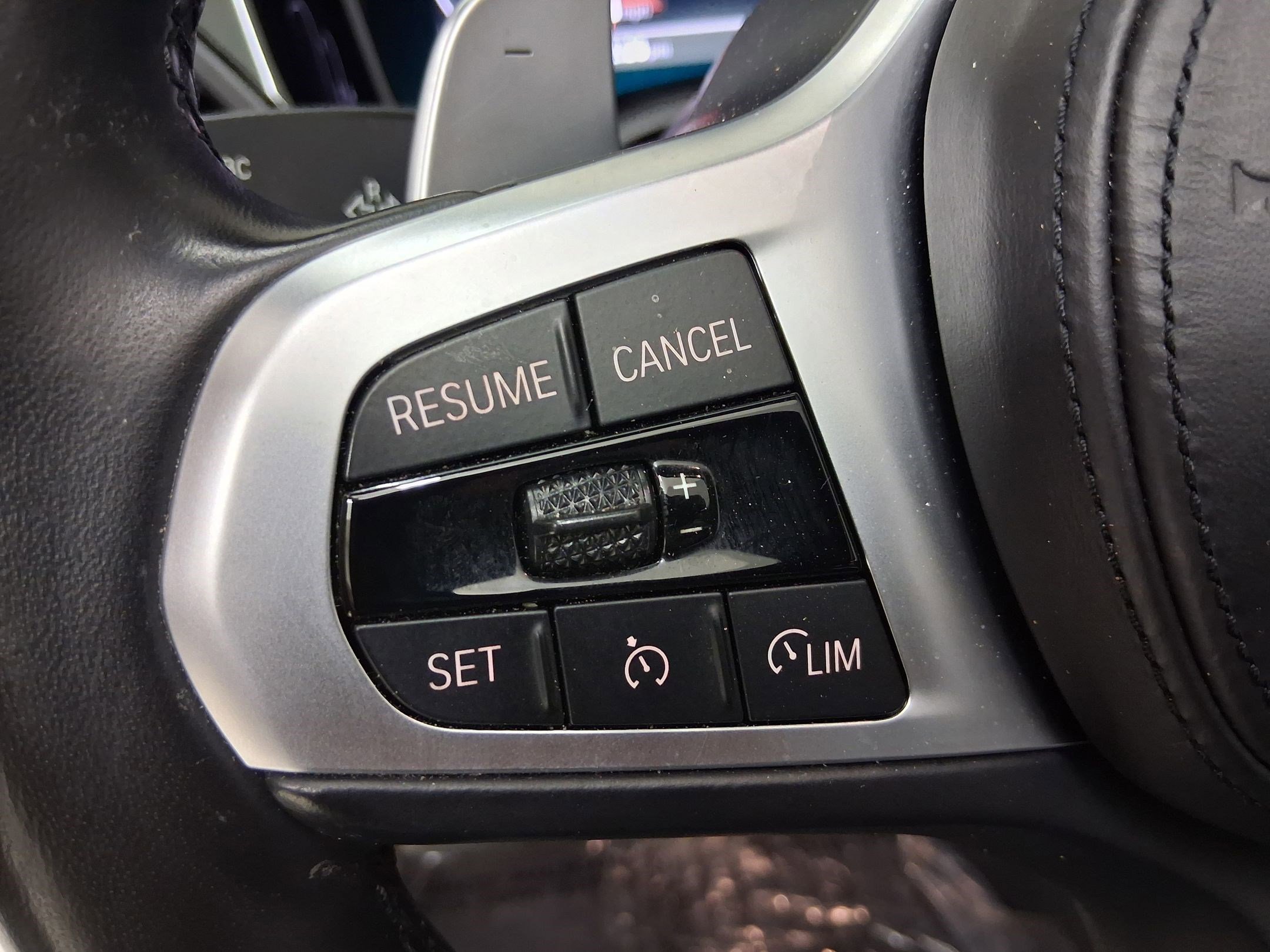 Used 2023 BMW 440i xDrive Convertible w/ Premium Package image 15