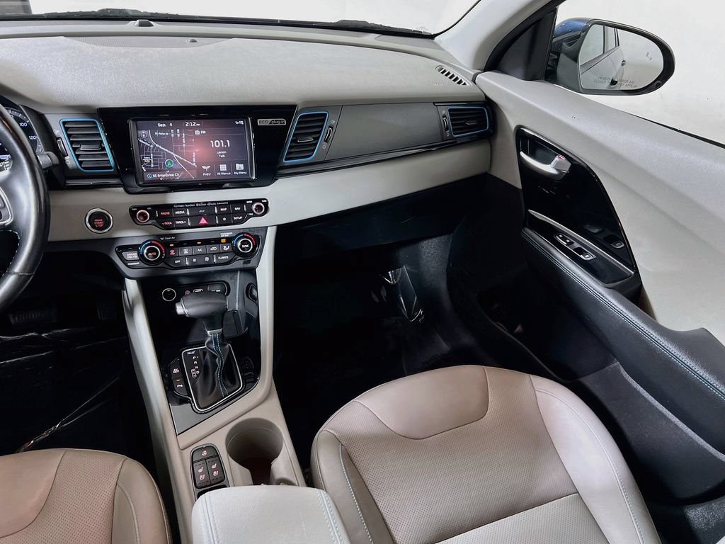 Used 2018 Kia Niro EX Premium FWD image 21