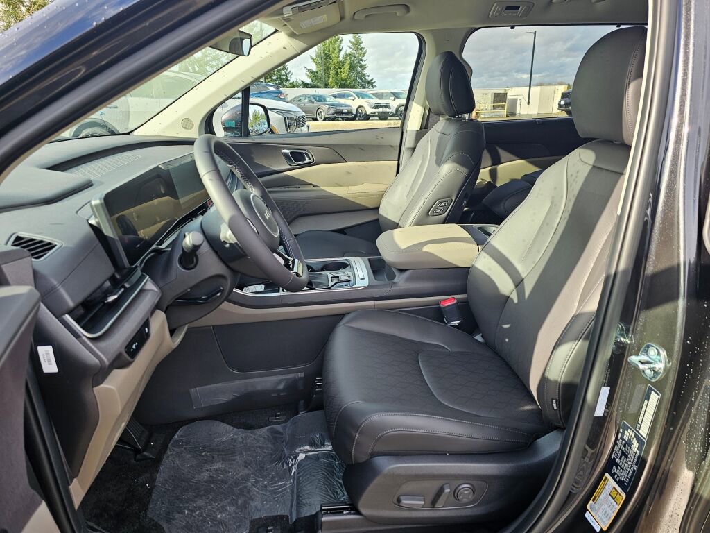 New 2026 Kia Carnival EX image 21