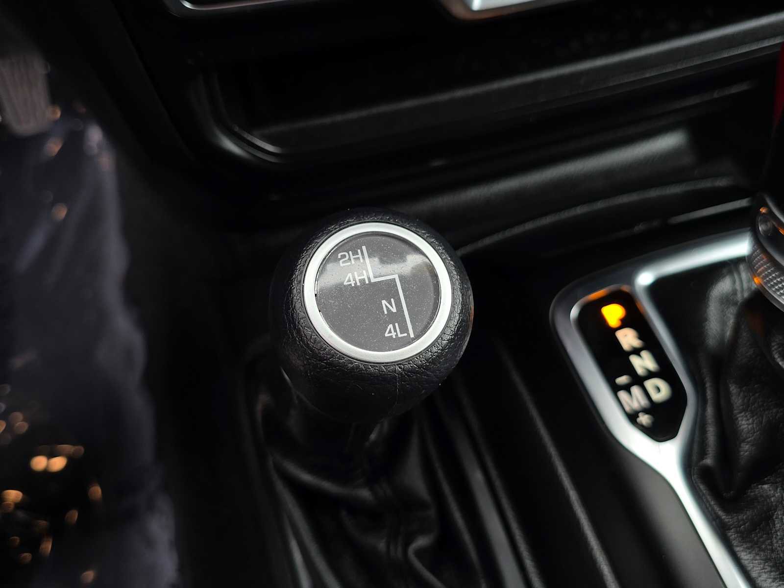 Used 2023 Jeep Wrangler Sport S image 36