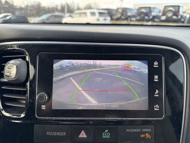 Used 2017 Mitsubishi Outlander SE image 21