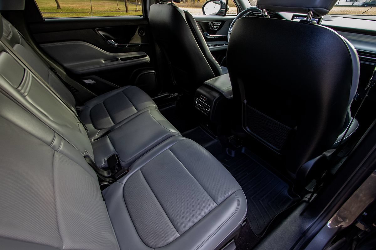 Used 2021 Lincoln Corsair Reserve AWD/4WD image 25