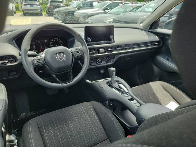 Used 2025 Honda HR-V LX image 11
