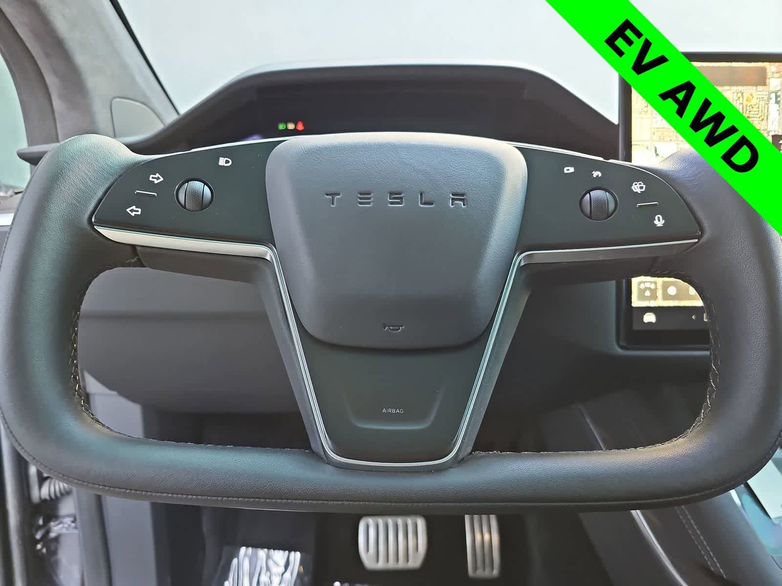 Used 2023 Tesla Model X image 19