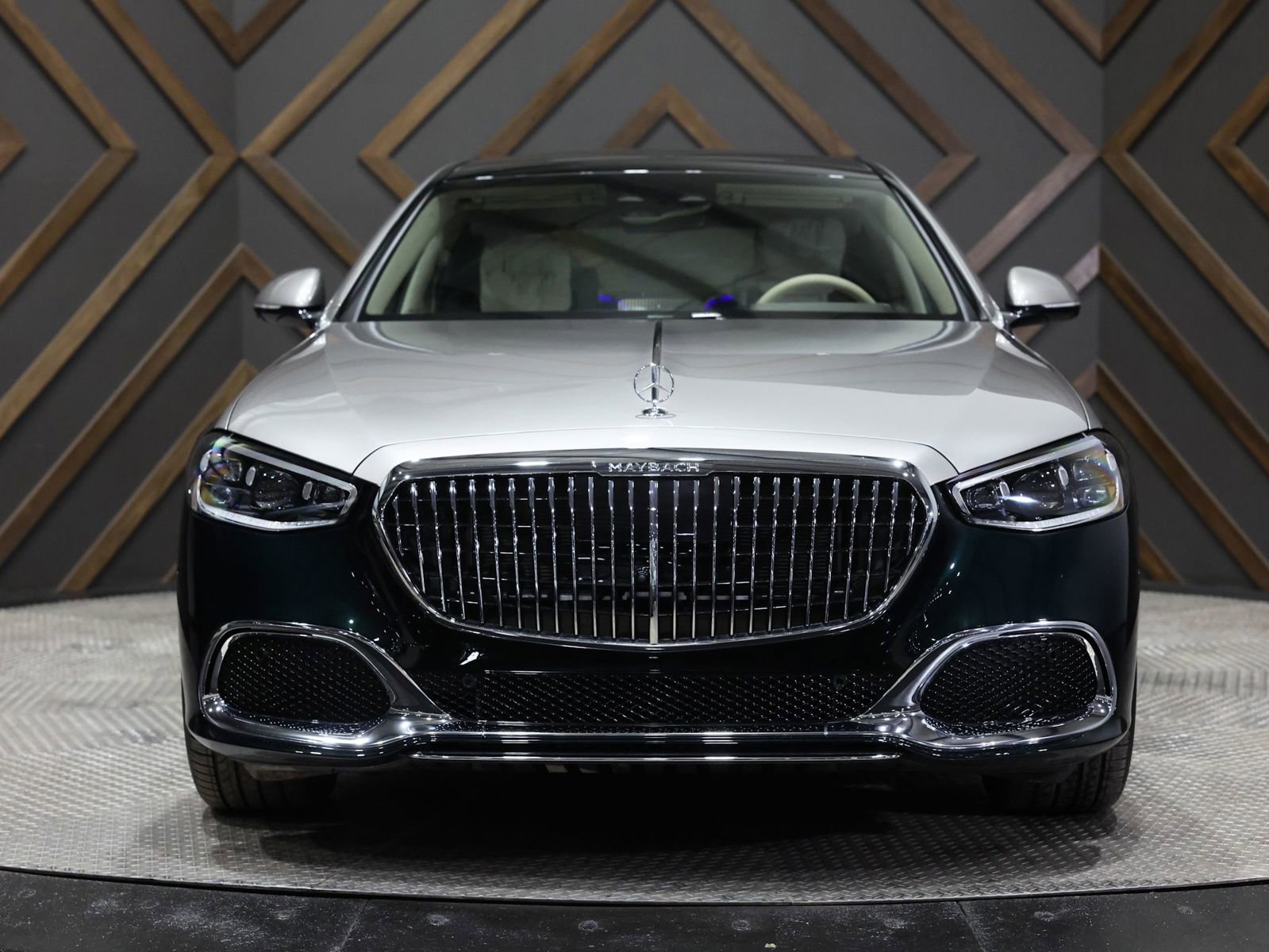 Used 2024 Mercedes-Benz Maybach S 580 4MATIC image 5